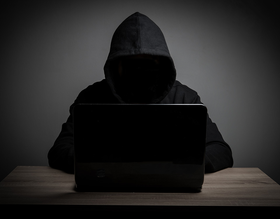 attacchi di spionaggio cibernetico con focus su Stati Uniti, Russia e Cina