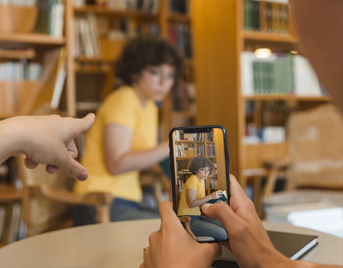 I rischi sociali e psicologici connessi alla messa in atto dei comportamenti di cyberbullismo