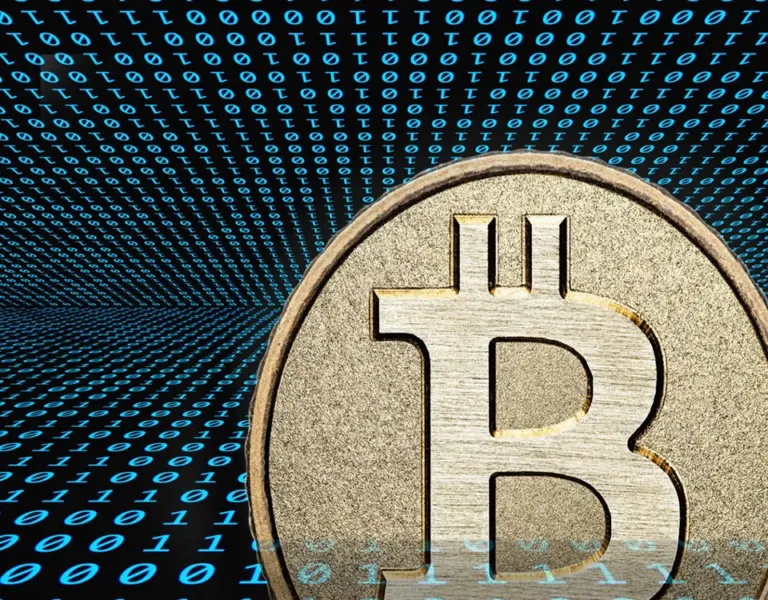 Il clustering dei wallet Bitcoin e l'analisi della blockchain per tracciare le transazioni e determinare la proprietà degli indirizzi Bitcoin