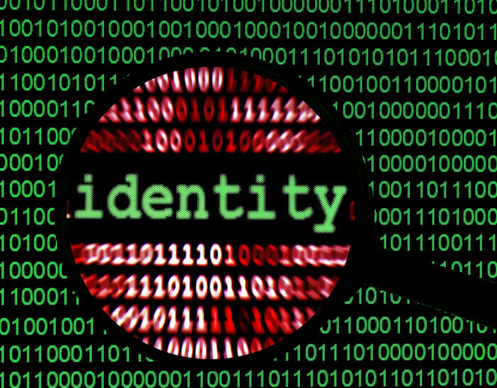 La sicurezza informatica “fai da te” ed il furto di identità sul web