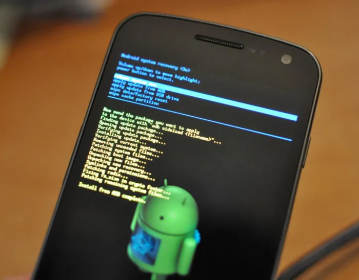 Analisi tecnica del file classes.dex con istruzioni Dalvik bytecode per reverse engineering su Android, con esempi pratici di codice ransomware.