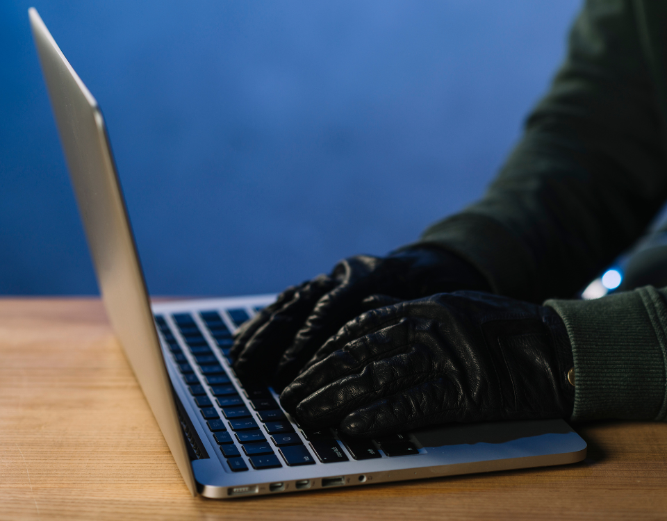 APT e cybercriminali rappresentano l'evoluzione del panorama delle minacce informatiche contemporanee.