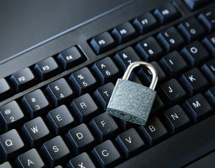 legge italiana sulla cybersecurity 90/2024 obblighi pubbliche amministrazioni aziende private